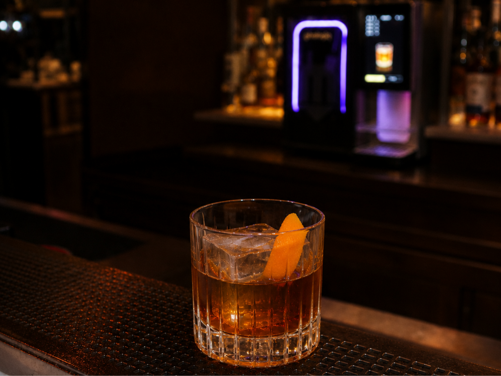 Seasonal cocktail activation for a smarter cocktail menu design