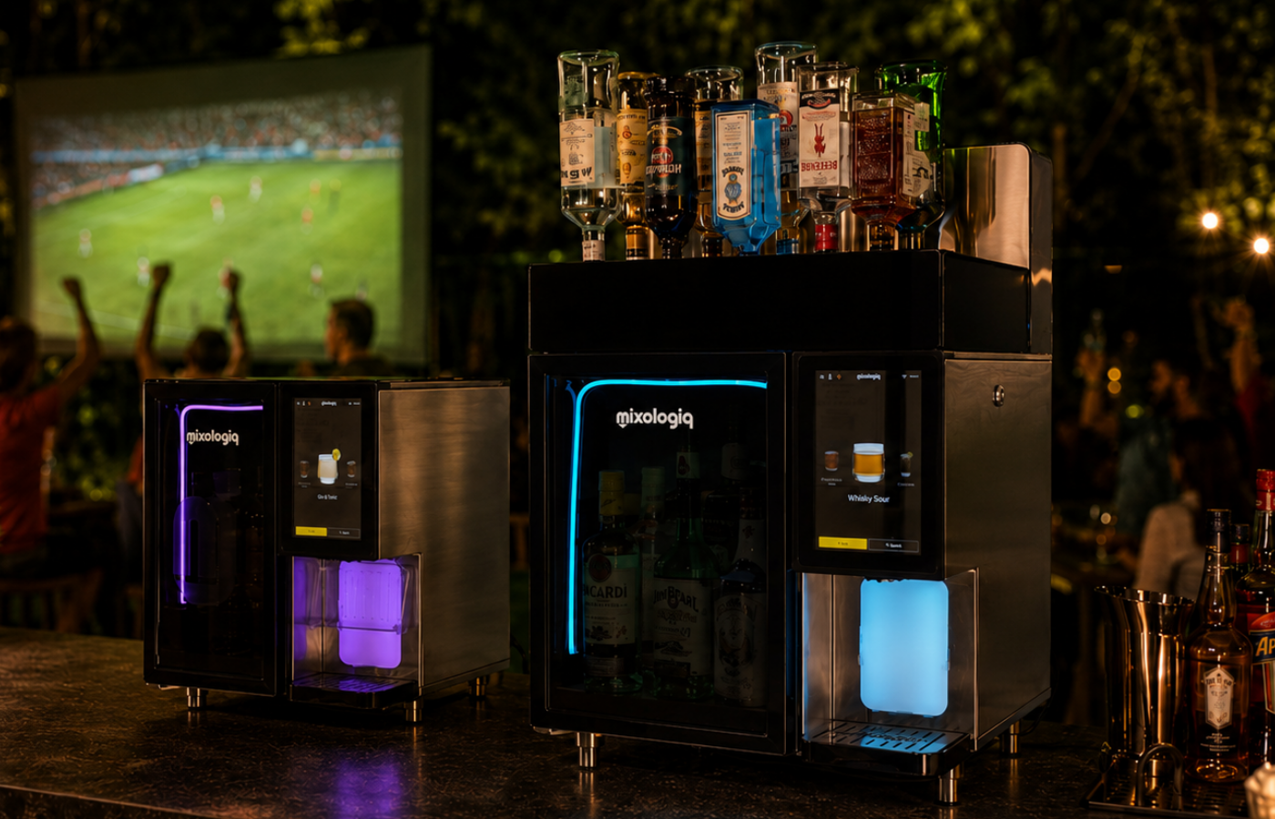 Mixologiq cocktail machine for professional venues